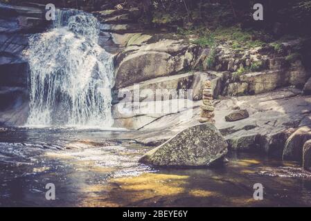 Mumlava Wasserfall, Harrachov, Riesengebirge, Nationalpark Riesengebirge, Tschechische Republik - Bild Stockfoto