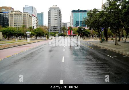 Kapstadt, Südafrika - 16. April 2020 : leere Straßen von Kapstadt, Südafrika während der Sperre. Stockfoto