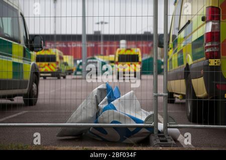 Excel Exhibition Centre, London, Großbritannien. April 2020. Ein ruhiger Nachmittag vor dem Nightingale Hospital in London. Das Krankenhaus ist bereit, 4,000 Coronavirus-Patienten aufzunehmen. Quelle: Marcin Nowak/Alamy Live News Stockfoto