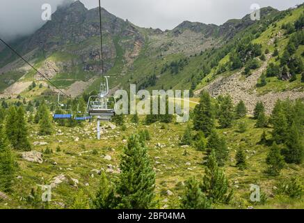 Sessellift Pejo 3000 : Sessellift auf 3000 m Höhe, Pejo, Trentino-Südtirol, Italien - 10. august 2019. Stockfoto