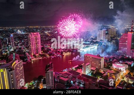 Bankok, Thailands Hauptstadt bei Nacht Stockfoto