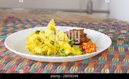 Kappayum Beef Ulathiyathum Central Travancore Style, Malabar Style, Kappayum Beef Ulathiyathum Mulaku Chamanthiyum Stockfoto