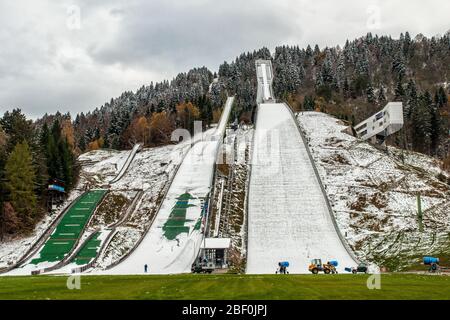 Die Schanzen in Garmisch-Partenkirchen im Winter Stockfoto