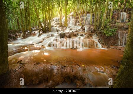 PA Wai Wasserfall Khirirat, Thailand Stockfoto