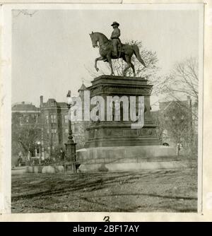 Major General John EIN Logan Monument. Befindet sich im Logan CircleSmithsonian Institution Archives, Record Unit 7355, Martin A. Gruber Photograph Collection, Image No. SIA2010-2027Smithsonian Institution Archives, Capital Gallery, Suite 3000, MRC 507; 600 Maryland Avenue, SW; Washington, DC 20024-2520 Stockfoto