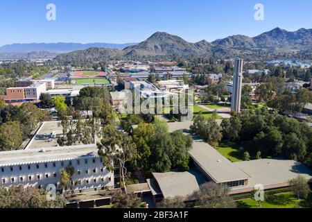 University of California UC Riverside Campus aus der Luft an einem klaren sonnigen Tag Stockfoto