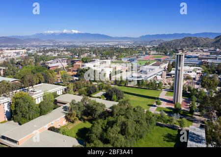 University of California UC Riverside Campus aus der Luft an einem klaren sonnigen Tag Stockfoto