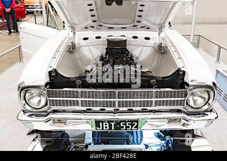 Automobile / Australien hergestellt 1964 Ford Falcon XM Futura Coupé auf einer Automobilausstellung in Melbourne Victoria Australien ausgestellt. Stockfoto