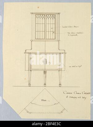 Design für Eckschrank in Mahagoni und Inlay Plan und Elevation. Höhe: Hoher Schrank auf 3 gerade verjüngenden Beinen angehoben; geschlossener Schrank mit eingelegten Patera Medaillon durch hohen Schrank mit Glastüren gekrönt. Plan: Dreieckige Form des Schranks gezeigt; leicht schräge Ecken. Stockfoto