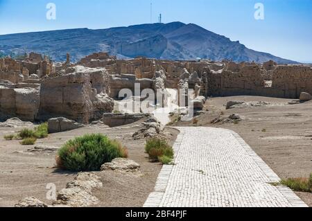 Ruinen der antiken Stadt Jiaohe ehemaligen Han Garnisonsstadt in der Nähe von Turpan in der Wüste, Provinz Xinjiang, China Stockfoto