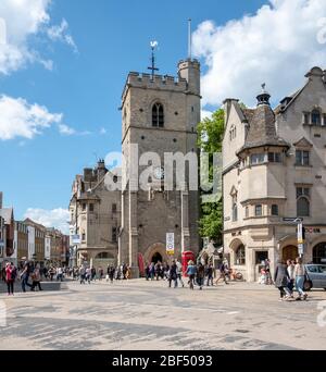 Carfax Tower, Oxford. Auch bekannt als St. Martin's Tower (es ist der verbleibende Teil der Stadtkirche St. Martin von Tours Stockfoto