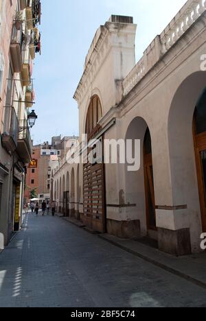 Architektur der 1990er Jahre Alter und neuer Markt Santa Caterina, Barri Gotic, Ciutat Vella, Barcelona, Spanien EMBT Architekten Enric Miralles Benedetta Tagliabue Stockfoto