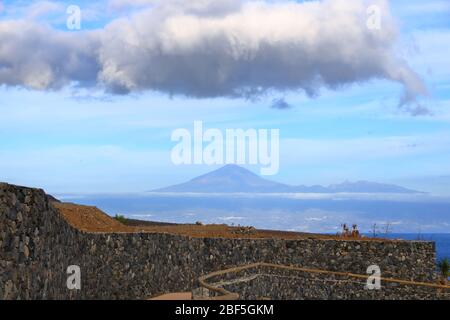 Felsen am Ufer an der Küste der Insel La Gomera, Kanarische Inseln, Spanien Stockfoto