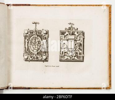 Tafel 7 aus Livre de bijouterie Buch der Entwürfe für Goldschmiede und Juweliere. Design für zwei Hängeleuchten mit Strapwork. Links flankieren Adam und Eve ein zentrales Oval. Rechts flankieren zwei Gelehrte ein zentrales Oval mit biblischen Tafeln, die von einem Kind hochgehalten werden. Stockfoto