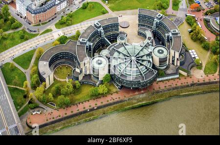 landtag NRW in Düsseldorf, 23.04.2016, Luftaufnahme, Deutschland, Nordrhein-Westfalen, Niederrhein, Düsseldorf Stockfoto