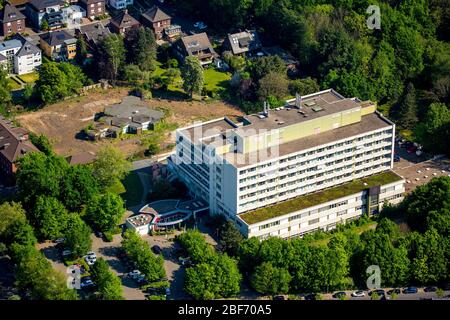 , Krankenhaus St. Josef an der Albert-Struck-Straße in Hamm-Bockum-Hoevel, 11.05.2016, Luftaufnahme, Deutschland, Nordrhein-Westfalen, Ruhrgebiet, Hamm Stockfoto