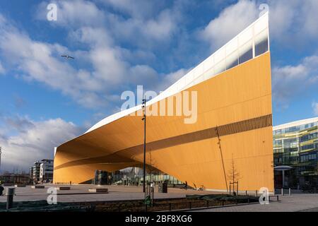 Moderne nordische Architektur, Oodi Bibliothek, in Helsinki, Finnland Stockfoto