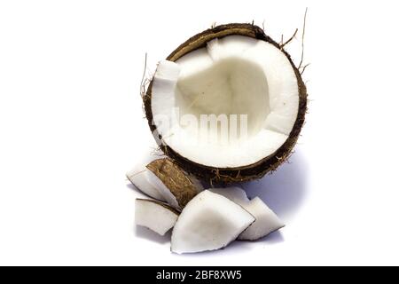 Kokosnuss isoliert auf weißem Hintergrund Stockfoto