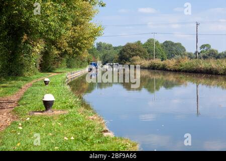 England, Buckinghamshire, Grand Union Canal in der Nähe von Seabrook Lock No. 36 Stockfoto