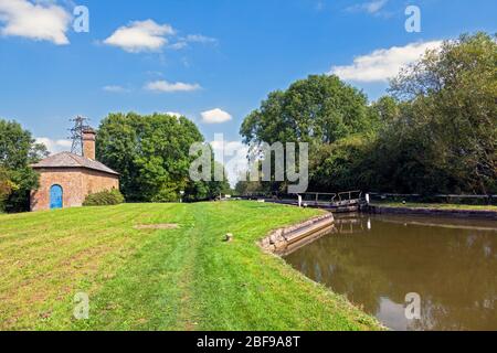 England, Buckinghamshire, Seabrook Schleuse Nummer 35 am Grand Union Canal in der Nähe von Cheddington Stockfoto