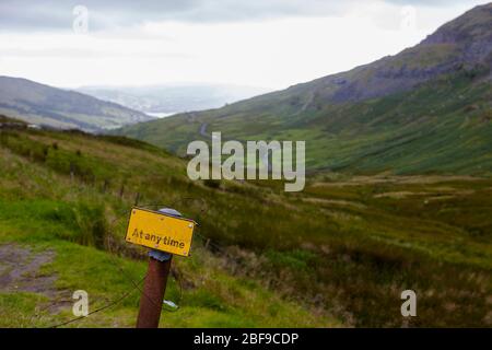 Jederzeit: Blick vom Gipfel des Kirkstone Passes nach Süden in Richtung Windemere, Lake District, Cumbria, England, UK Stockfoto