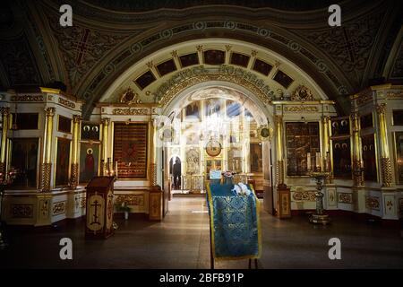 MOSKAU, RUSSLAND - 30. SEPTEMBER 2018 Innenräume der christlichen Kirche. Stockfoto