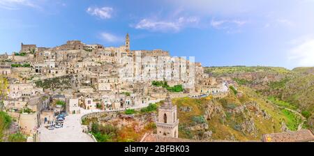 Luftbild von historischen Zentrum Sasso Caveoso der alten antiken Stadt Sassi di Matera mit Felshöhlen Häuser, Europäische Kulturhauptstadt, UNESC Stockfoto