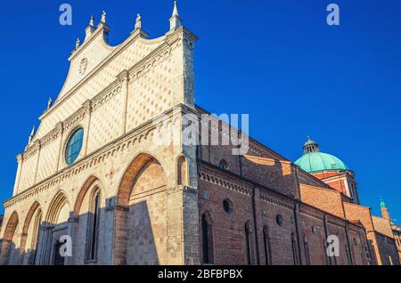 Kathedrale von Vicenza Cattedrale di Santa Maria Annunziata Römisch-katholische Kirche Gebäude in Piazza del Duomo Platz, alte historische Innenstadt von Vicenz Stockfoto