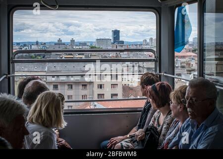 Zagreb Altstadt, Regierung und parlamentsgebäude, Hauptplatz, Markt. Stockfoto