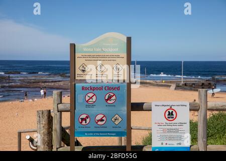 COVID-19 Sydney, Ocean Rockpool am Mona Vale Strand wurde während der Pandemie in Sydney, Australien, vom rat geschlossen Stockfoto