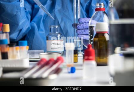 Spezialist Analysen botulismus Proben im Labor, in der konzeptionellen Bild Stockfoto