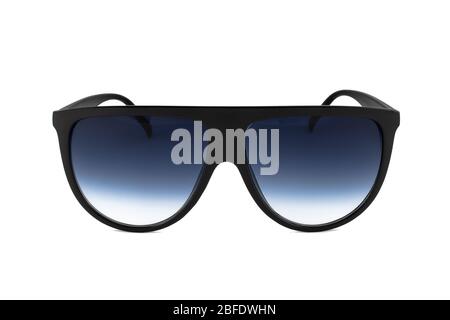 Schwarze Wayfarer-Sonnenbrille mit blauen Schattierungen für Frauen isoliert auf weißem Hintergrund, Vorderansicht Stockfoto
