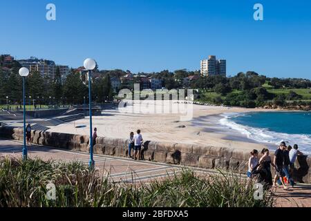 Coogee Beach während der COVID-Lockdowns in Sydney, Australien. Stockfoto