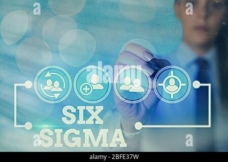 Schreibnotiz mit Six Sigma. Geschäftskonzept für eine Reihe von Managementtechniken, die zur Verbesserung von Geschäftsprozessen dienen Stockfoto