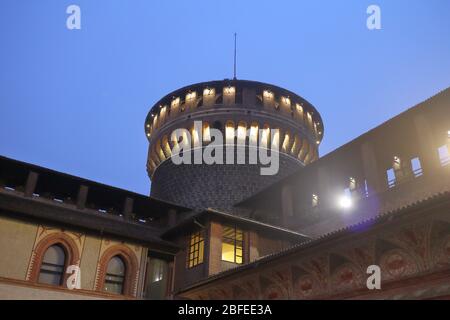 Mailand, Italien, 12/24/2018: Struktur des Castello Sforza in Mailand Stockfoto