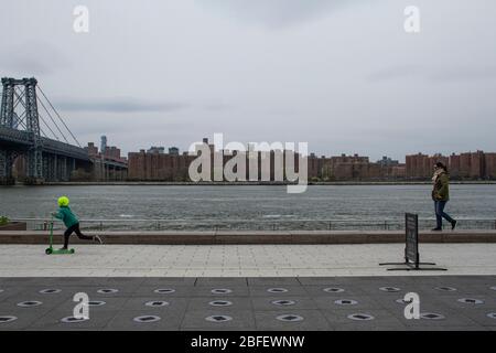 Williamsburg, Brooklyn, war die COVID-19-Pandemie. April 2020 Stockfoto