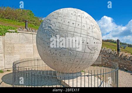 Giant Globe, Durlston Head, Swanage, Dorset, Stockfoto