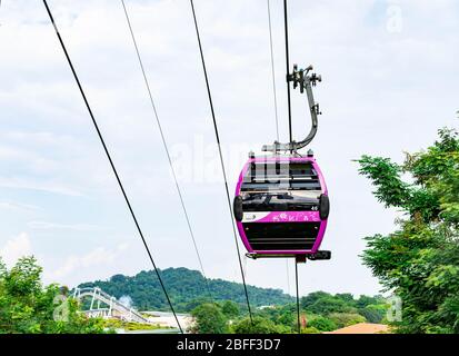 Cable Cars in Sentosa, Singapur, 30. März 2020 Stockfoto