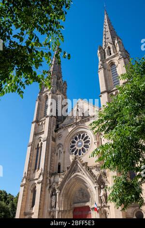 Kirche des heiligen Baudilus in Nimes, Frankreich, Europa Stockfoto