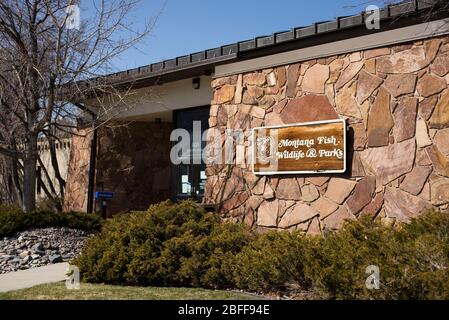 Helena, Montana - 8. April 2020: Department of Fish, Wildlife, and Park Building exterior. Eine staatliche Strafverfolgungsbehörde zum Schutz der natürlichen und Stockfoto