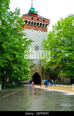 St. Florian's Gate Altstadt Krakau Polen Europa EU 14. Jahrhundert türkische Truppen Stockfoto