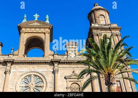 Die Kathedrale Santa Ana (Kathedrale von Las Palmas de Gran Canaria) ist eine römisch-katholische Kirche in Las Palmas, Kanarische Inseln, Spanien Stockfoto