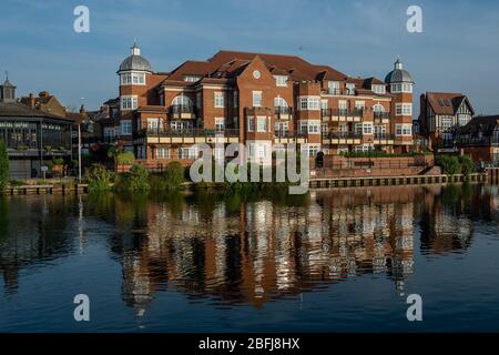Eton, Windsor, Berkshire, Großbritannien. April 2020. Ein ruhiger und friedlicher Morgen in Eton Riverside dieses Osterfeiertag Wochenende nach Regierungsberatung für Menschen zu Hause während der Coronavirus Pandemie in Großbritannien zu bleiben. Maureen McLean/Alamy Stockfoto