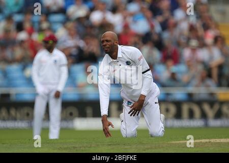 LEEDS, ENGLAND. West Indies' Roston Chase während des 2. Investec Test Matches zwischen England und West Indies in Headingley, Leeds am Freitag, 25. August 2017 (Quelle: Mark Fletcher, Mi News) Stockfoto