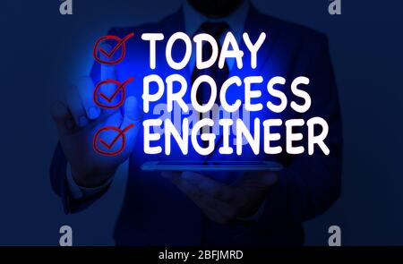 Hinweis zum Process Engineer. Geschäftskonzept für die Entwicklung neuer industrieller Prozesse Stockfoto