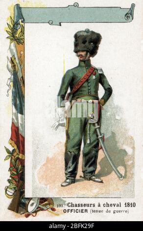 Armee francaise : officier chasseur a cheval 1810 (Premier Empire) (Französisch Armee: Chasseurs a Cheval de la Garde Imperiale 1810) Chromolithographie de Stockfoto