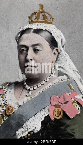 Portrait de la reine Victoria d'apres la Photographie d' Alexander Bassano en 1882 - Elle porte sa petite couronne de diamants (Portrait of Queen Vict Stockfoto