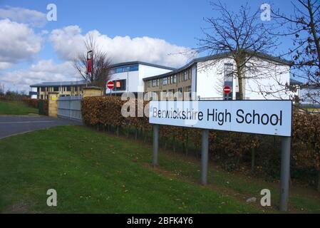 Berwickshire High School Neubau, eröffnet 2009, von der Ausfahrt auf Langtongate, Duns, Scottish Borders, Großbritannien aus gesehen Stockfoto