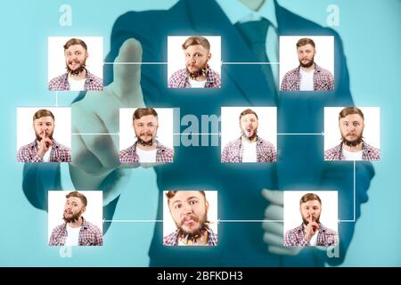 Menschliche Hand drücken soziale Netzwerk-Struktur Stockfoto