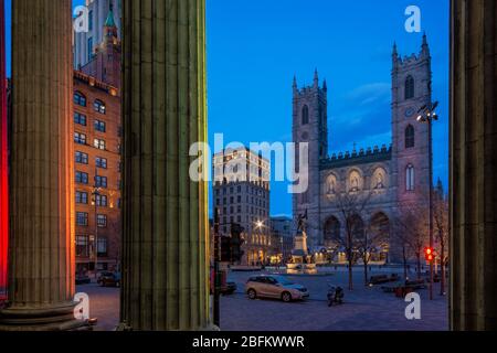 Place D'Armes & Basilique Notre Dame während der Gefangenschaft leer, Old Montreal Stockfoto